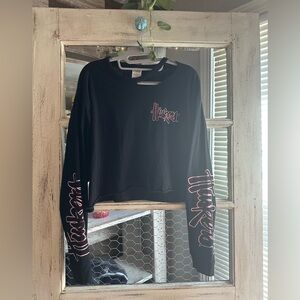 PINK | Huskers Black Cropped Long Sleeve Shirt
